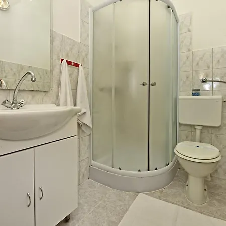 Apartment Tina 1