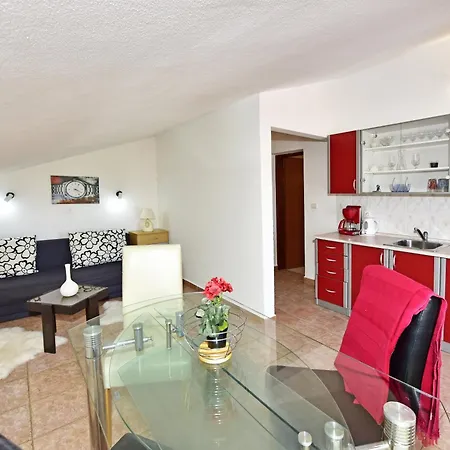 Apartment Tina 1 Novigrad (Istria)