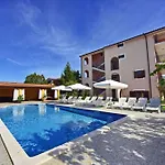 Villa Tina Suite Appartement *